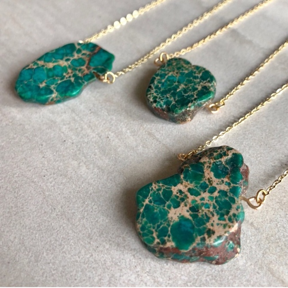 ✨LAST ONE!✨Raw Jasper Necklace - Picture 3 of 3